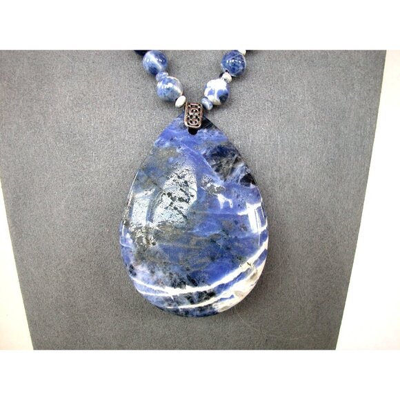 Sodalite Teardrop Pendant Necklace With Beaded Chain & Antique Silver Clasp - Picture 4 of 5